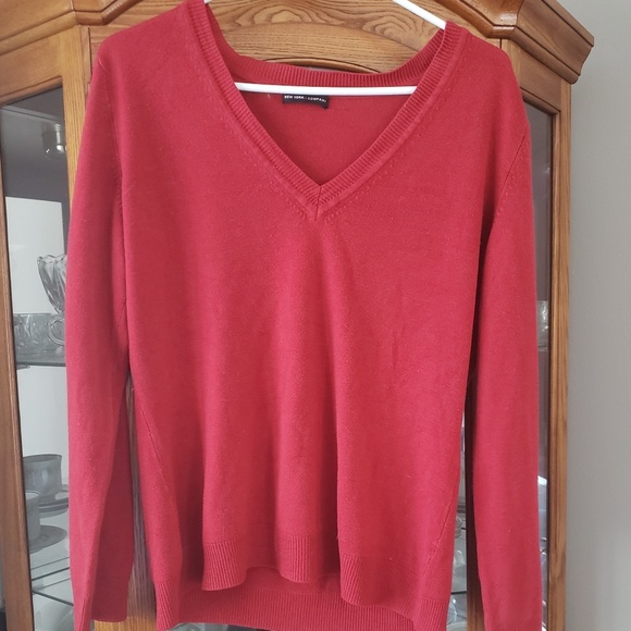 New York & Company Sweaters - 2 NY&Co sweater for 4bucks!